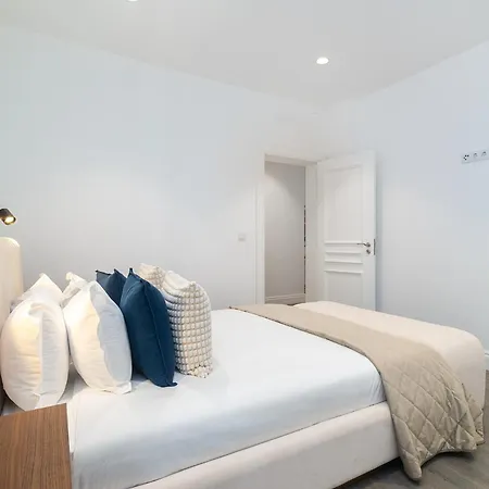 Apartman Whome Stylish Oasis With Patio Near Parque Eduardo Vii